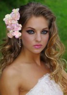 Cвадебная прическа Ю14729 с распущенными волосами