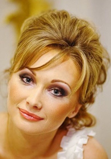 Прическа на свадьбу А14676 - Стилист-визажист Анжелика Баталова