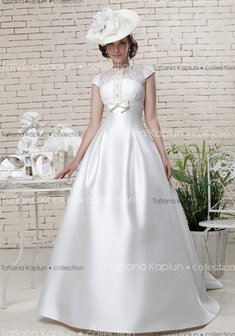 Свадебное платье Ванесса-К29898. А-силуэт, длинное со шлейфом.