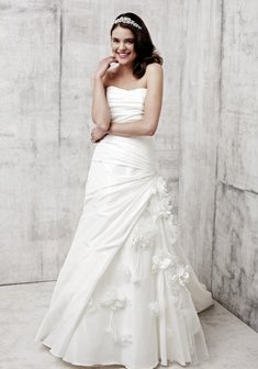 Свадебное платье 2367-М30145. А-силуэт, длинное со шлейфом.