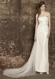 Свадебное платье 5370-М30161. С прямой юбкой, длинное со шлейфом.