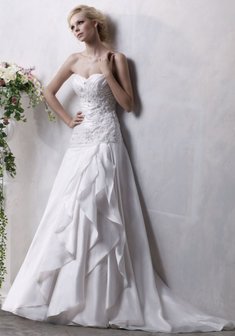 Свадебное платье 5307-М30167. А-силуэт, длинное со шлейфом.