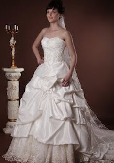 Свадебное платье BL-364-В30292. С пышной юбкой, длинное со шлейфом.