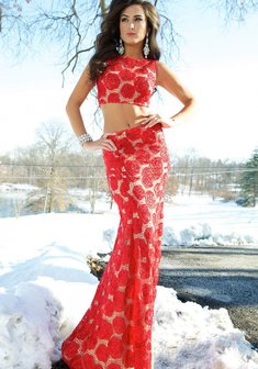 Вечернее платье 93014-А50641. С прямой юбкой, длинное со шлейфом.