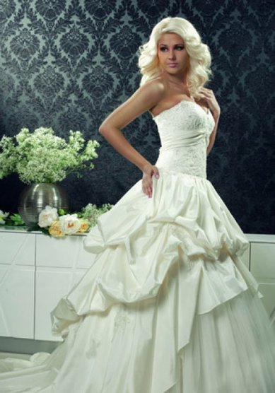 Свадебное платье V30005 - Свадебный салон Viзаvi