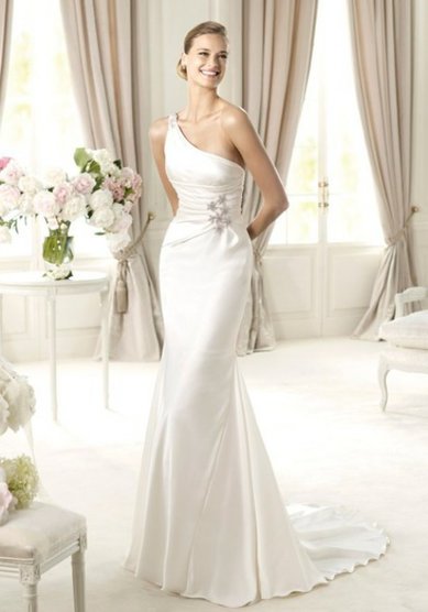 Свадебное платье UGARTE-L30436 - Свадебный салон La Rochelle