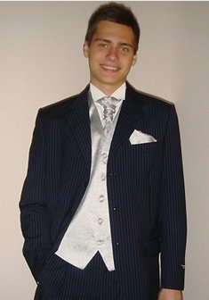 Свадебный мужской костюм +1538. Классический однобортный.